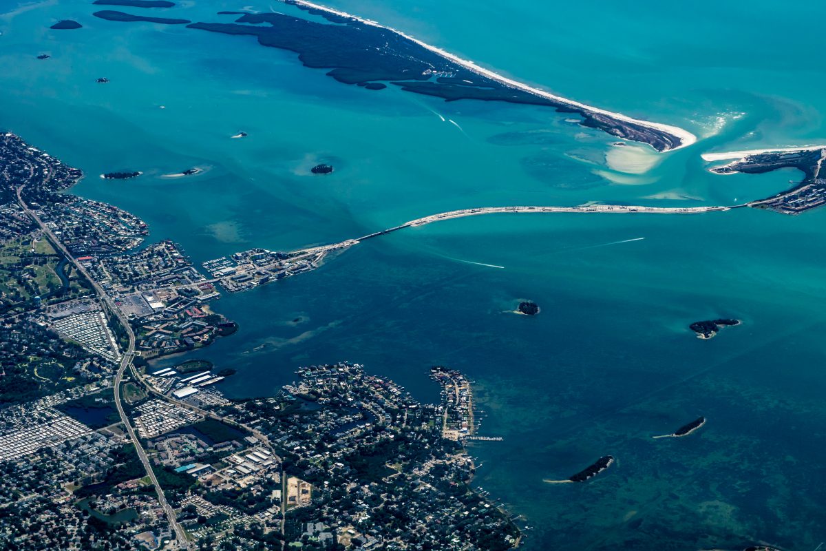 Tampa from the air while landing, Tampa, Florida, United States Wise
