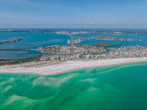 How HOAs Can Support the Sarasota Lifestyle: Sunshine, Beaches, and Beautiful Neighborhoods