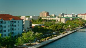 Vendor Management Best Practices for Bradenton Condo Associations
